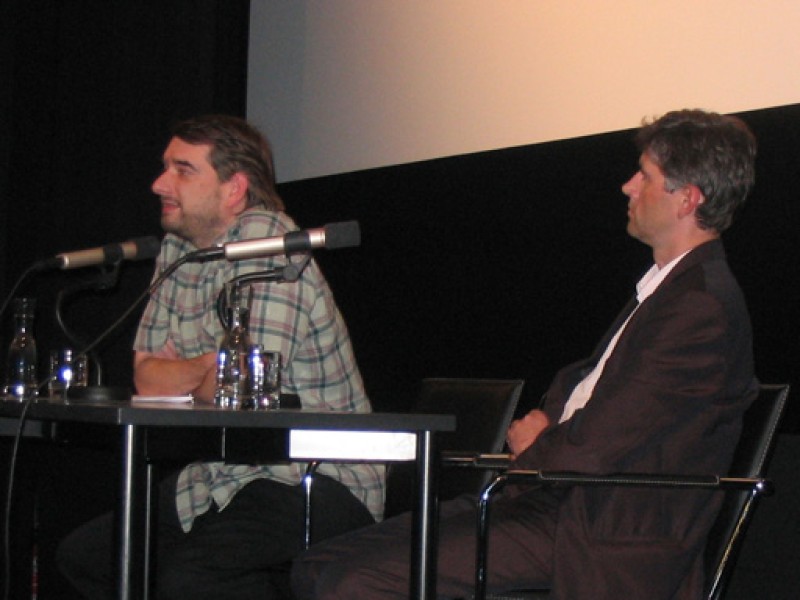 Alexander Horwath und Claus Philipp (Der Standard) im Gespräch über "Filmkritik, Feuilleton und die Utopie Film" am 16. September 2004