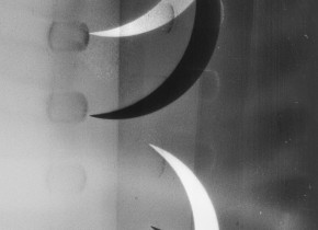 Täydellisen pimennyksen vyöhyke (Die Zone der totalen Finsternis), 2006, Mika Taanila Täydellisen pimennyksen vyöhyke (Die Zone der totalen Finsternis), 2006, Mika Taanila