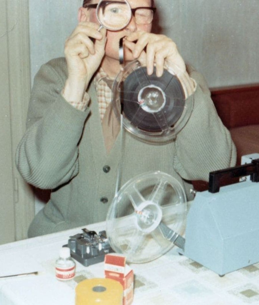 Charel beim Filmschnitt, Wien, circa 1970, privat