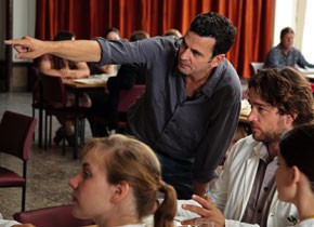 Christian Petzold am Set von "Barbara" (© Hans Fromm) Christian Petzold am Set von "Barbara" (© Hans Fromm)