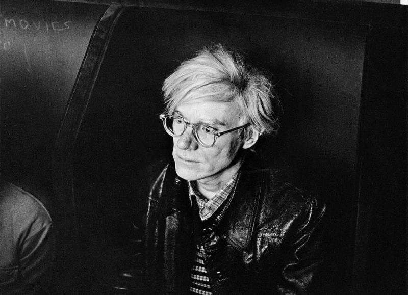 Andy Warhol, 1970 im Invisible Cinema, New York (Foto: Anthology Film Archives, Stills Collection) Andy Warhol, 1970 im Invisible Cinema, New York (Foto: Anthology Film Archives, Stills Collection)