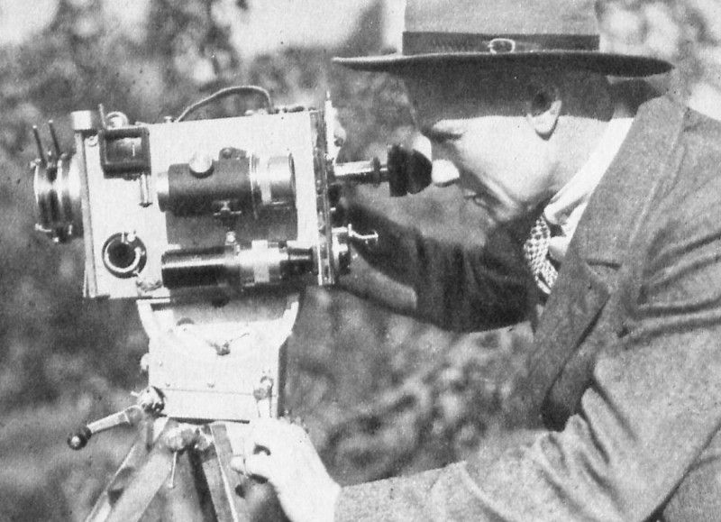 Colin Ross, Frontispiz seines "Film-Bild-Buchs" "Mit dem Kurbelkasten um die Erde" (1926)