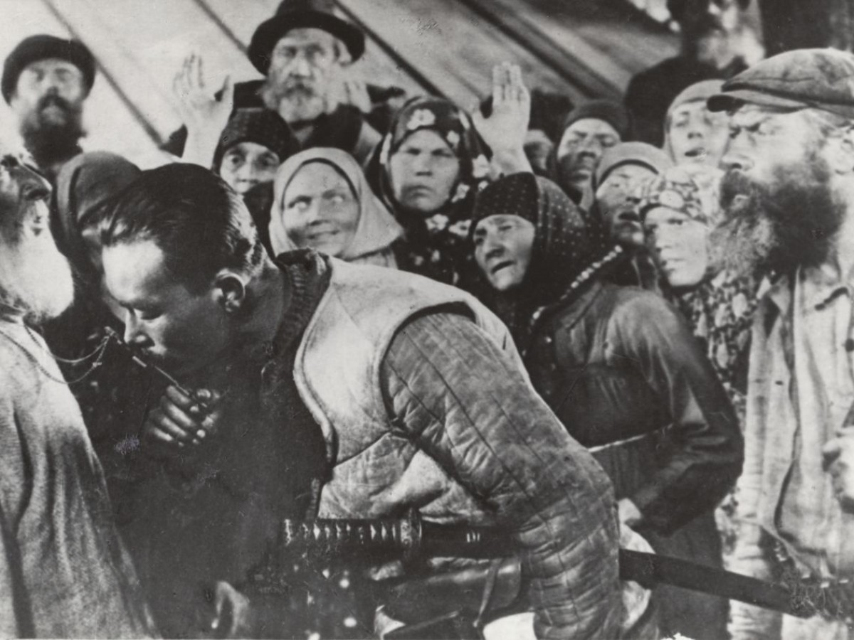 Aėrograd, 1935, Aleksandr Dovženko