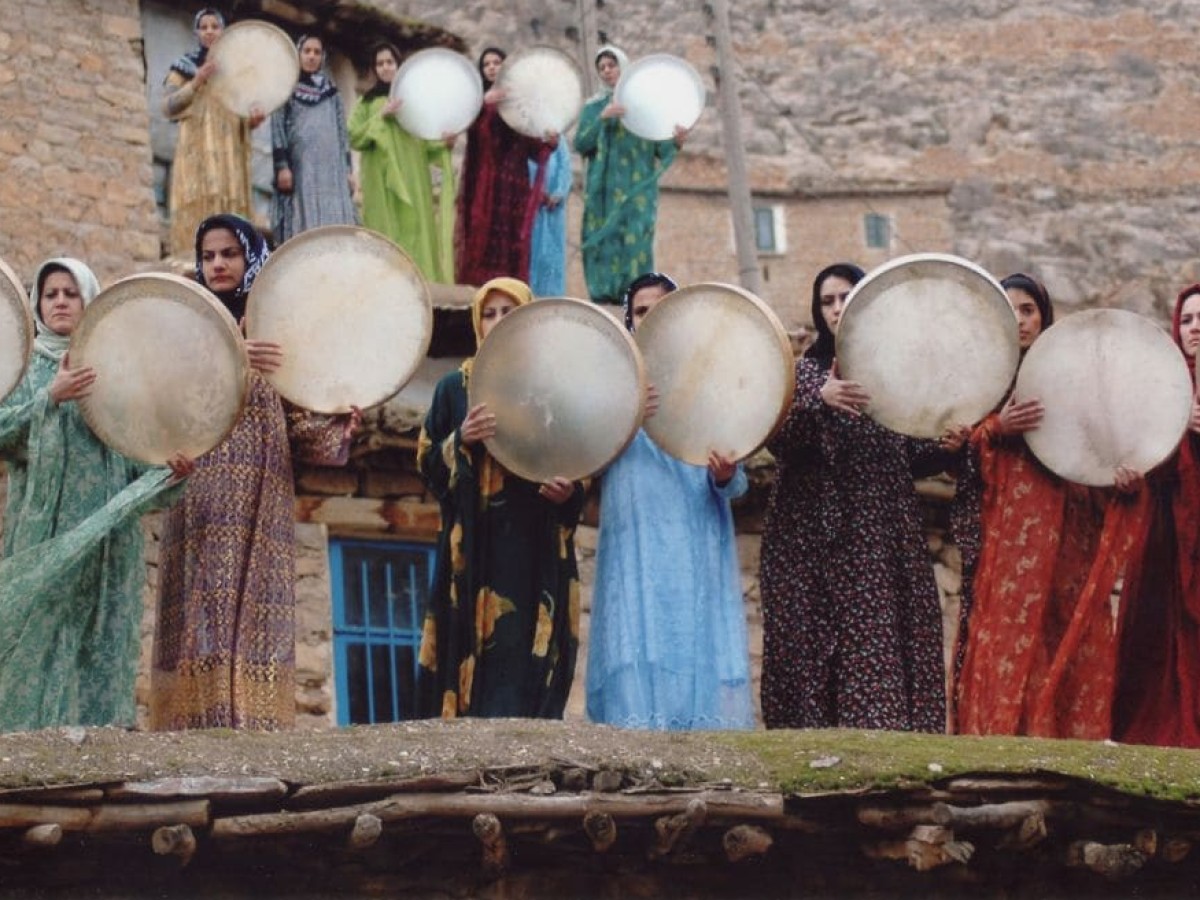 Niwemang (Half Moon), 2006, Bahman Ghobadi Niwemang (Half Moon), 2006, Bahman Ghobadi