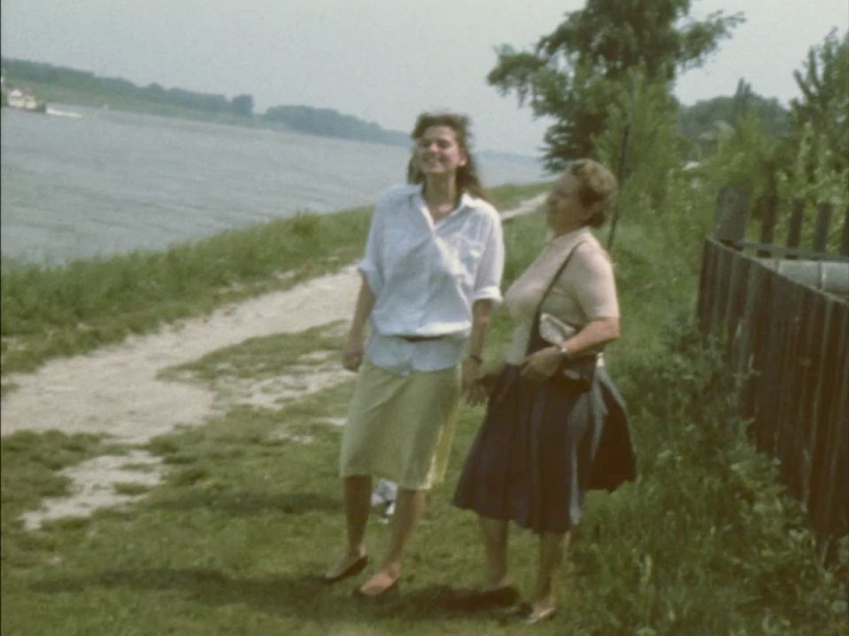 Filmstill: Der Bisamberg in: "August Pötzleinsdorf 1986", anonym (Sammlung Österreichisches Filmmuseum)