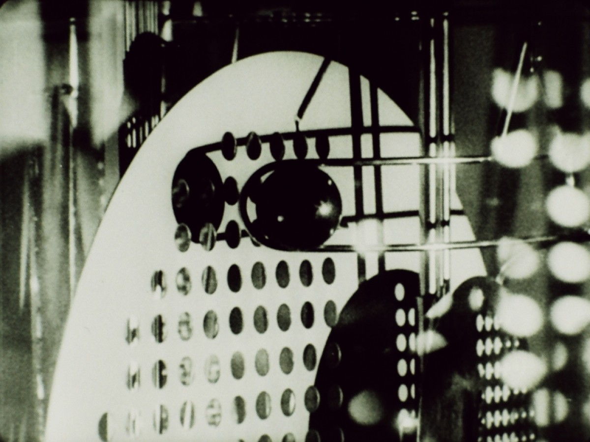 Ein Lichtspiel Schwarz Weiss Grau, 1930, László Moholy-Nagy Ein Lichtspiel Schwarz Weiss Grau, 1930, László Moholy-Nagy