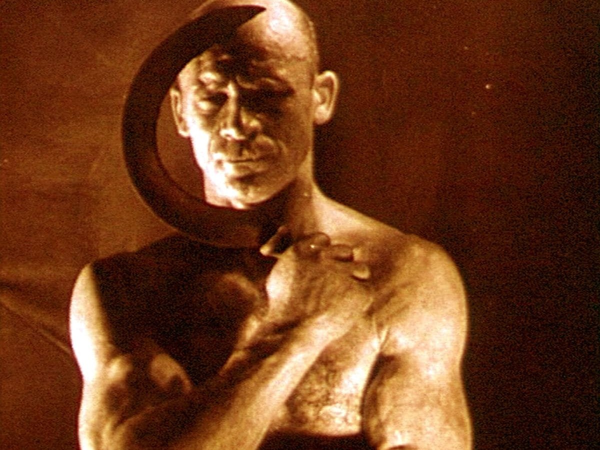 Vom Hirschkäfer zum Hakenkreuz, 2001, Oliver Lammert, Madeleine Dewald