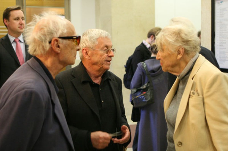 v.l.n.r. Dominik Konlechner (im Hintergrund), Adolf Holl, Peter Huemer, Inge Santner-Cyrus © ÖFM/Eszter Kondor