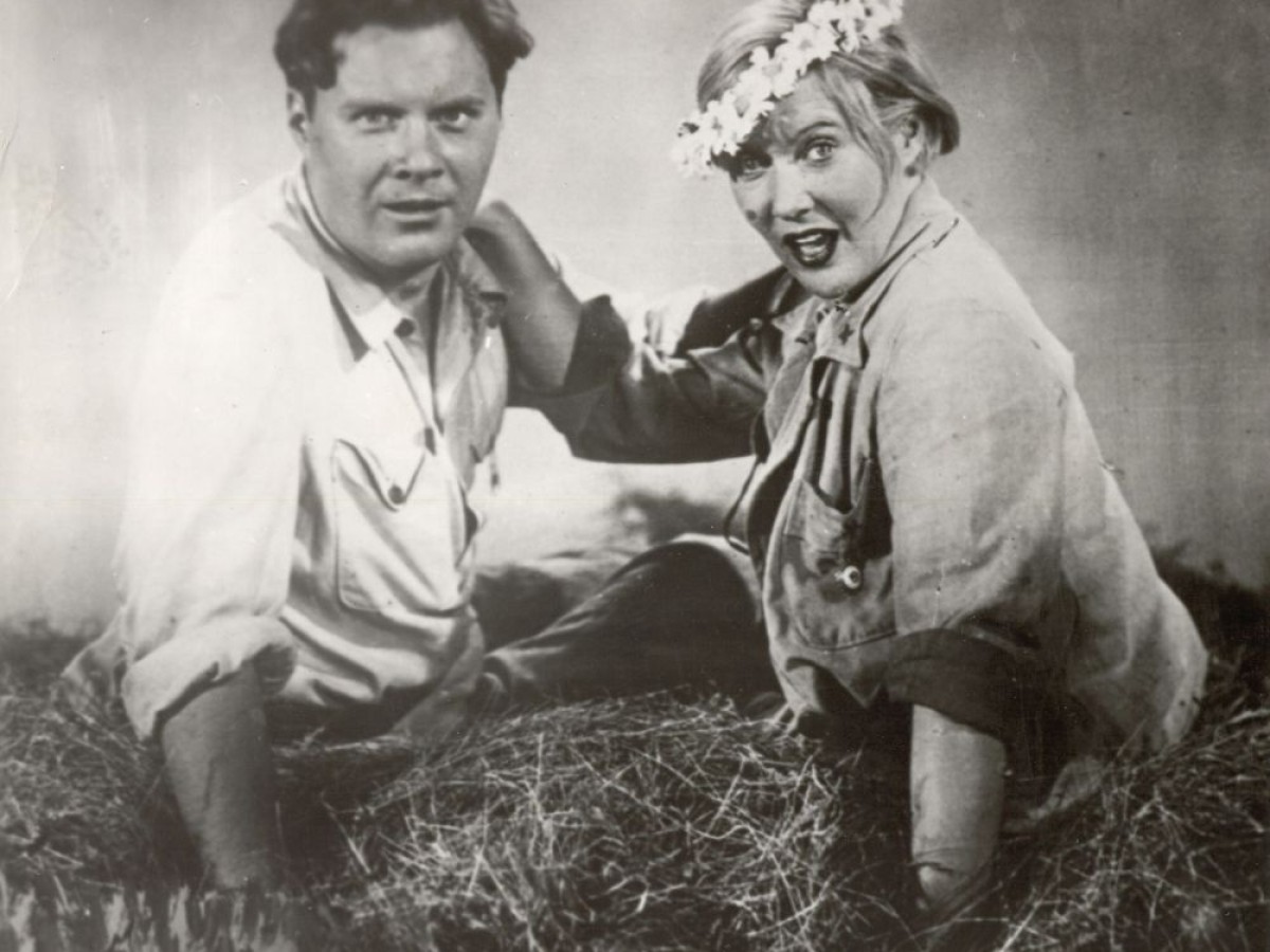 Volga-Volga, 1938, Grigoriy Aleksandrov Volga-Volga, 1938, Grigoriy Aleksandrov