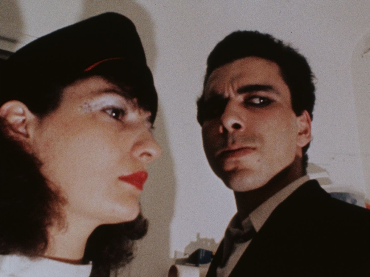 À l'ombre de la canaille bleue (Im Schatten der blauen Kanaille), 1979/86, Pierre Clémenti (Foto: Cinémathèque française) À l'ombre de la canaille bleue (Im Schatten der blauen Kanaille), 1979/86, Pierre Clémenti (Foto: Cinémathèque française)