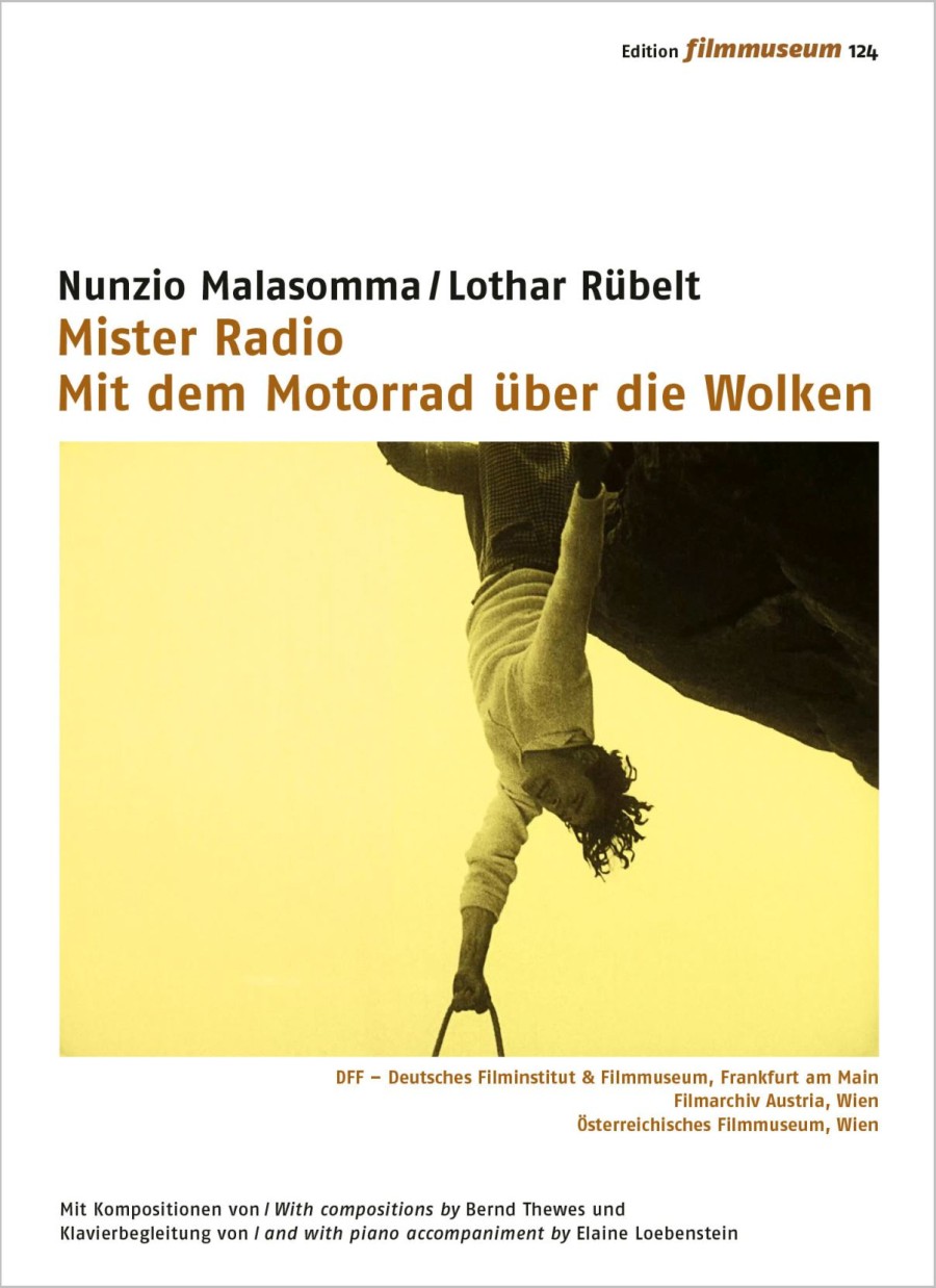 Mister Radio / Mit dem Motorrad über die Wolken