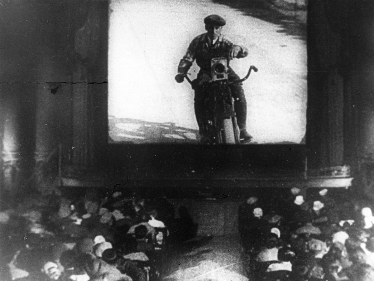 Chelovek s kino-apparatom (Der Mann mit der Kamera), 1929, Dziga Vertov 
