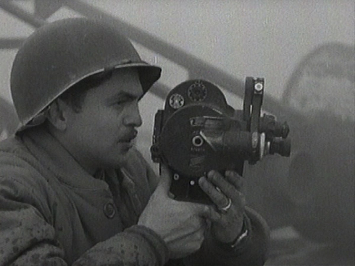 Cameraman, US Army Signal Corps, Marchto April 1945 (c) National Archives and Records Administration (NARA), 111 ADC 4648